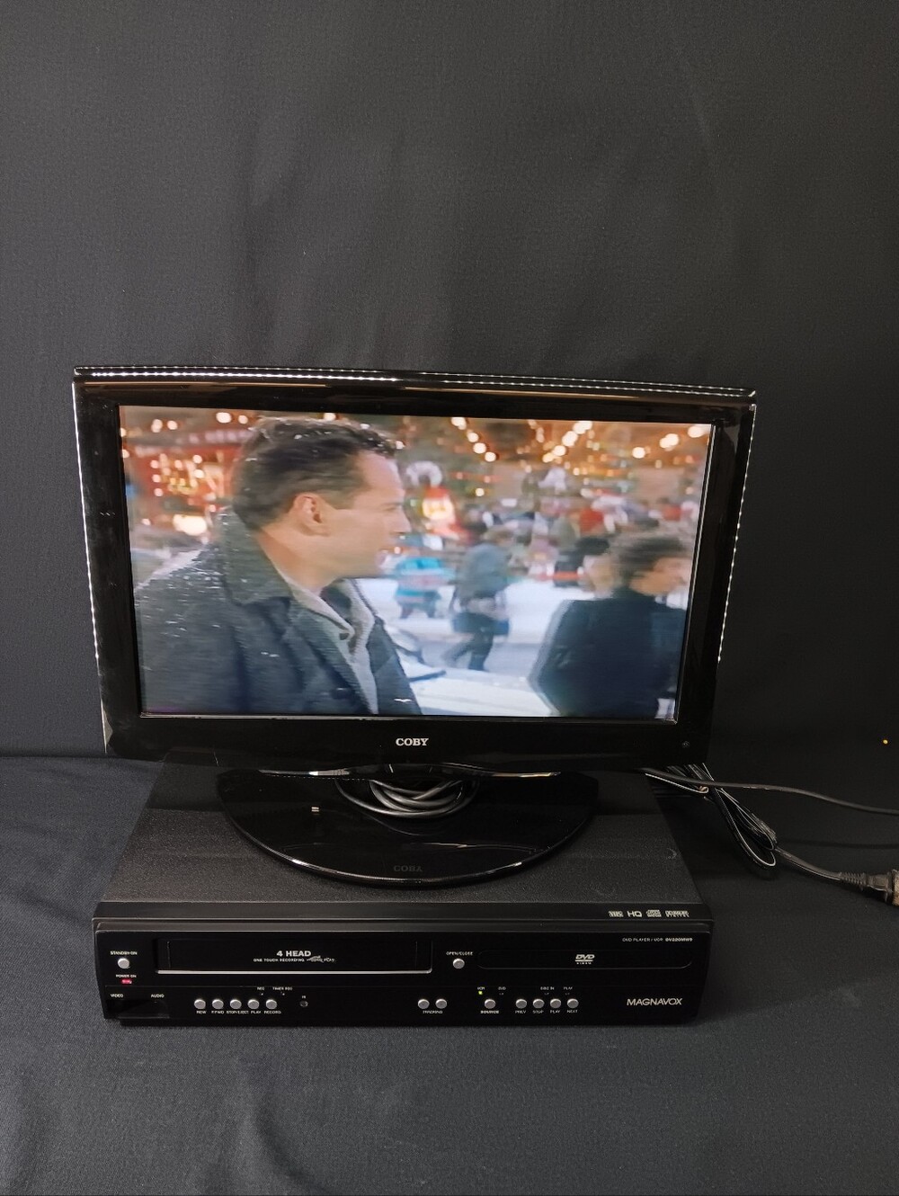 Serviced Magnavox DV220MW9 DVD VCR VHS Combo Player Recorder Tested No Remote